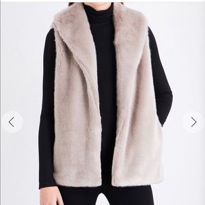 REISS Tora Fur Vest
